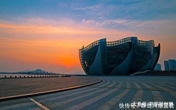 我国在规划一条高铁, 预计2018年开建, 经湖北、安徽、江苏、山东