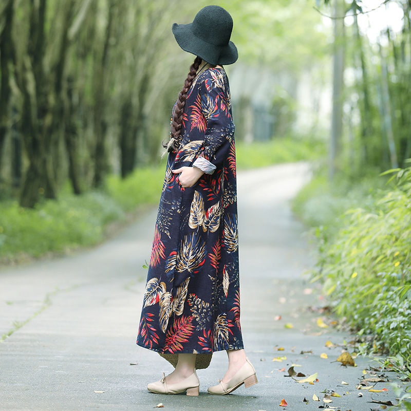 入秋早晚冷，短袖就别穿了!瞧这“秋装裙”，洋气显瘦人人夸