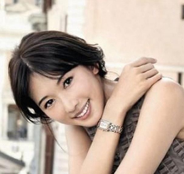 「种手型的女生」女人“手型”一般分为这5种!如若你是第1种