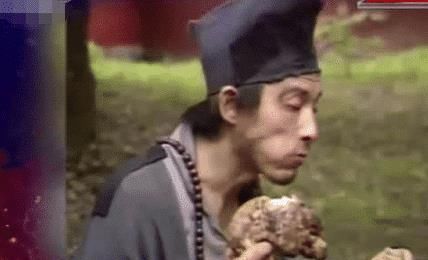  『教材』北影当教材的四个镜头：游本昌吃臭肉、周星驰哭着笑、王宝强抽烟