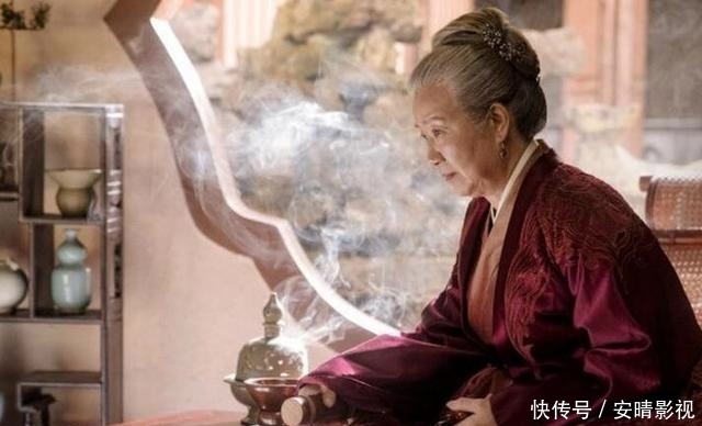  [弄脏了]古代人衣服太长，弄脏了衣服怎么清洗？很多情况是：根本就不洗