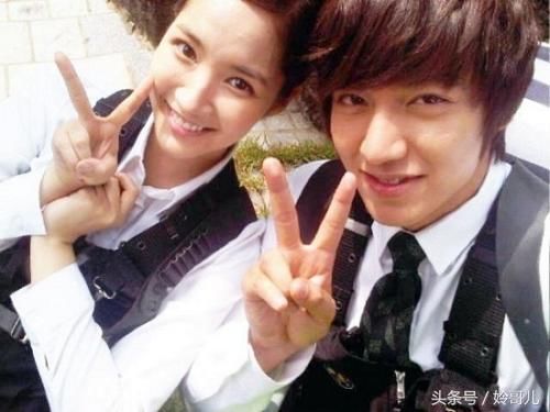 李敏镐前女友朴敏英否认与朴叙俊恋爱，一度委屈落泪称是网友造谣