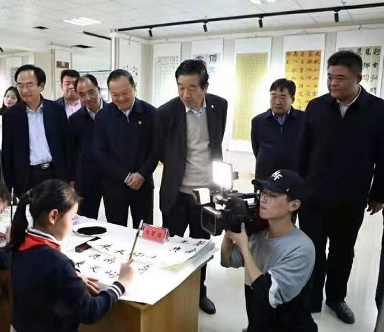  主席@全国政协常委、中国书协主席苏士澍到洛阳新安调研