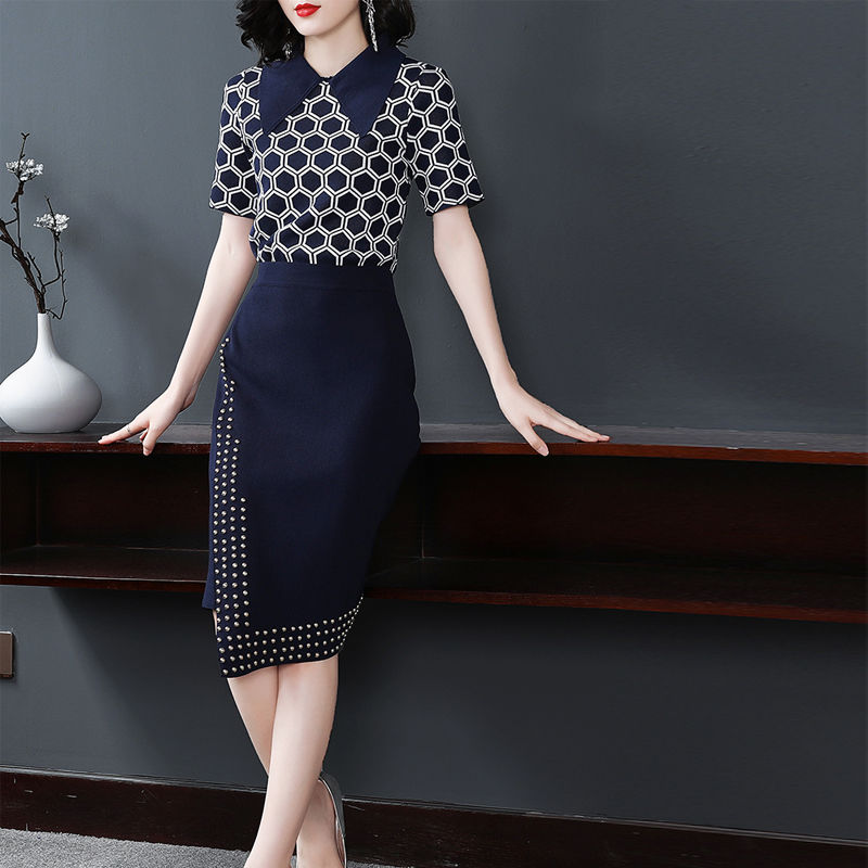 小个子女生都想要的高挑秘密!洋气A字裙+高跟鞋，巨显气质美