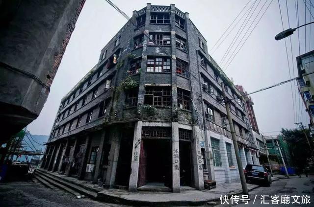 “五一”重庆慢时光，木洞10万㎡格桑花开，孤岛绿草成海！