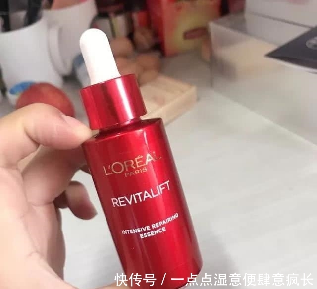 精华液:美妆博主极力推荐的抗初老精华真的好用吗?热门抗氧化精华液测评