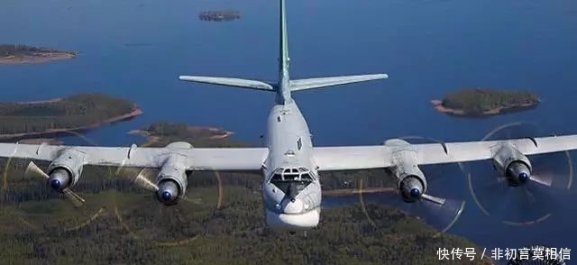 『95MS轰炸机』美搅乱中东让俄军发愁,俄太穷没钱造飞机,翻新老飞机对抗F22