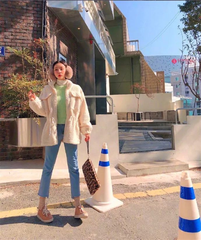 迷人:时尚小姐姐的早春穿衣经,气质又迷人