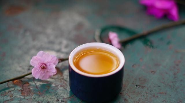  【好处】路留一步与人行，味减三分让人尝，这样才能逢凶化吉、一帆风顺