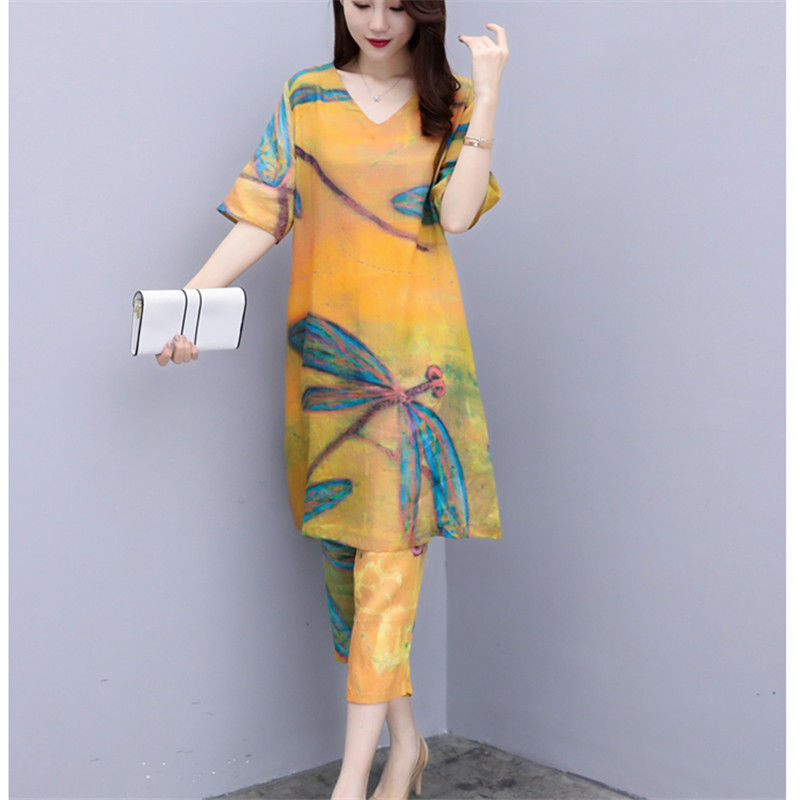 一种适合70后的七分裤套装，比裙子方便，比短裤优雅，巨显瘦