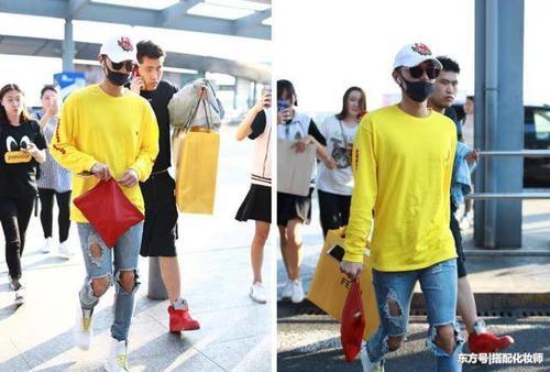 黄子韬现身，穿了身这样的衣服，真是不怕热！