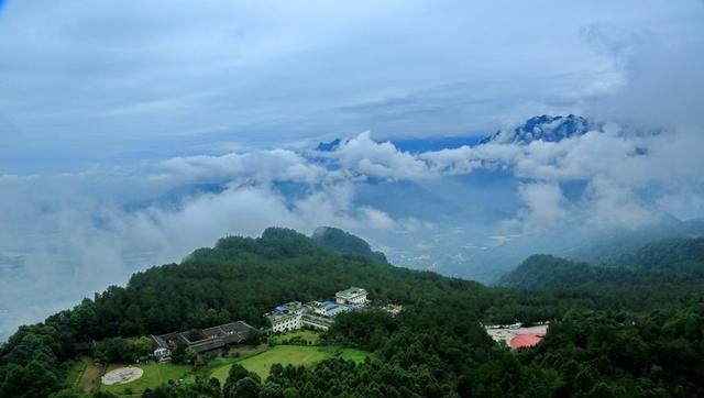 我国最“厉害”的县，竟有14个火车站和3个高铁站，就在四川