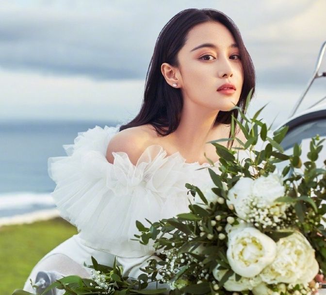 张馨予婚宴酒席最低一桌14888元?后援会辟谣:不要以讹传讹