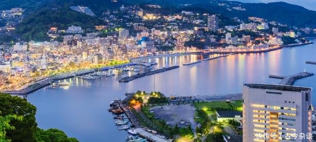 亚洲摩天大楼最多的城市，比香港还多了100多座，数量远超上海