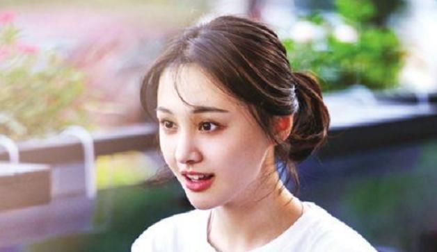  「美眉」有眼袋的美眉们，想要去除眼袋该怎么做。都有哪些好办法呢？