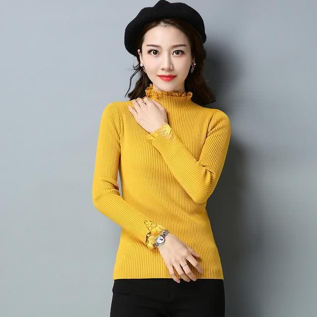 女人尽量别要的打底裤配大衣，今年流行这样的针织衫，美翻了！