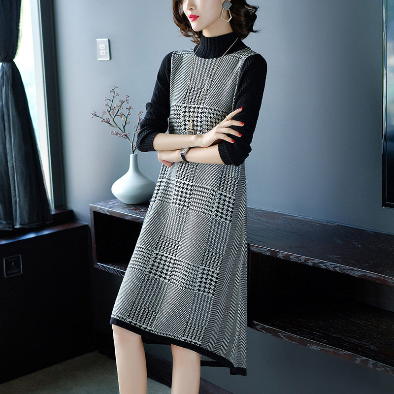 自从发现羊毛裙这么高雅时髦，妈就把真丝全扔掉，连买8条换着穿