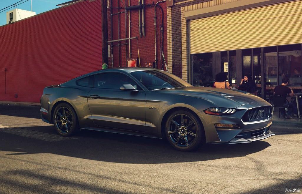  「福特」福特Mustang野马要成四门轿车了？