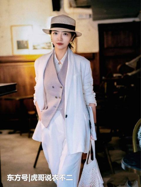  『气质』女人穿衣要有品味，这四套优雅look教给你，谁穿谁有气质