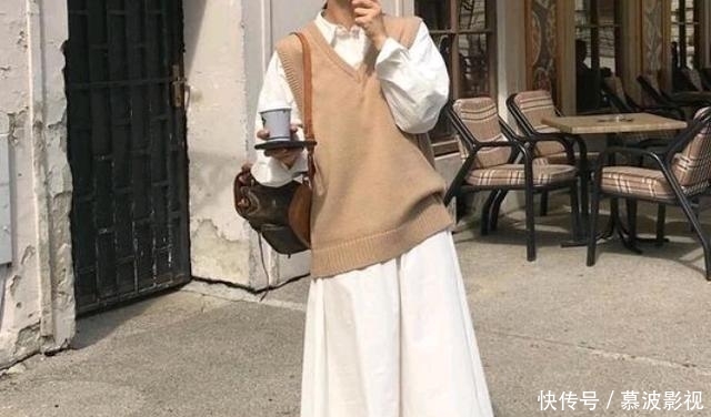 「真的」穿连衣裙不一定穿高跟鞋,试试这样搭配,真的很淑女