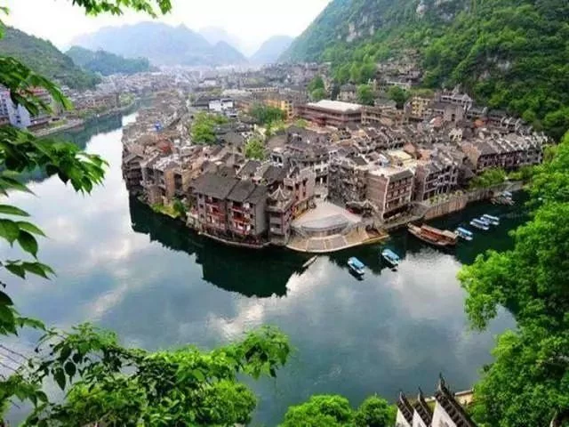 旅游必去的20个古镇,想去静静地待几天【2020热门旅游景点】