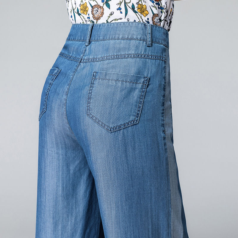 别傻傻穿裙子了!9月更流行牛仔裤，1米52都能穿出高挑好身材