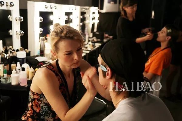 养眼| 潮流遇见个性，HUGO教你怎么把街头风穿成真的流行!