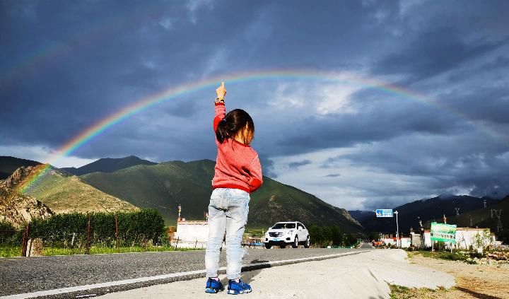 找妈妈去! 40岁老爸带4岁女儿骑行川藏线, 30天2150公里