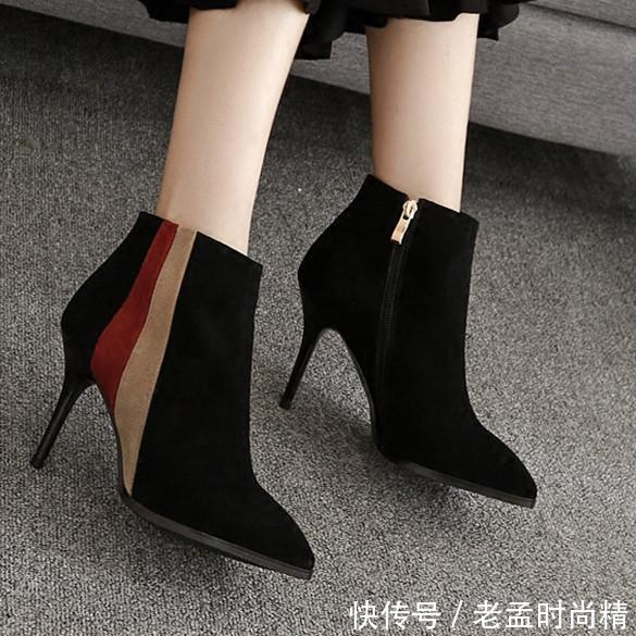 「气质」30岁女人都穿这样的短靴了,优雅高贵,尽显轻熟气质!