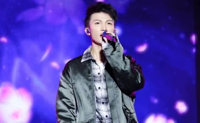  「天籁」《中国好声音》的“弃子”，却惊艳了整个华语乐坛：尘土难掩天籁