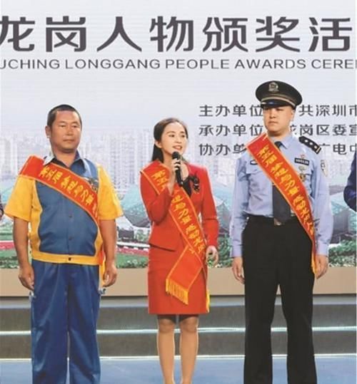  #美女#“美女校长”胡红梅的下台，为这几类教师敲响了警钟，应该反思