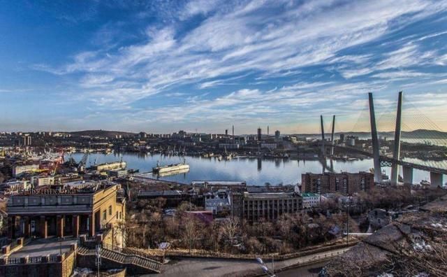 合作升级!俄罗斯拿250万英亩土地给中国承包解决中国一个大问题