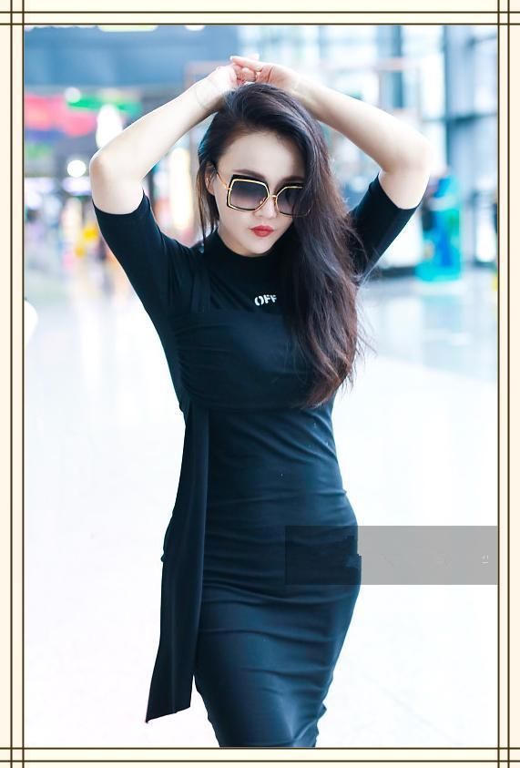 当徐冬冬和冉莹颖同穿紧身裙,网友:谁是真正魔鬼身材一目了然!