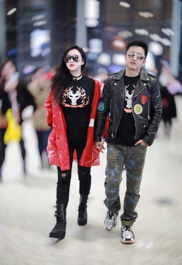 凹凸■穿大T也难掩凹凸美，冉莹颖火辣不减当年！短裤凹出比基尼既视感