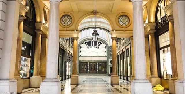 漫步在都灵街头,彷佛走进了一个古老的博物馆,这里是意大利第三