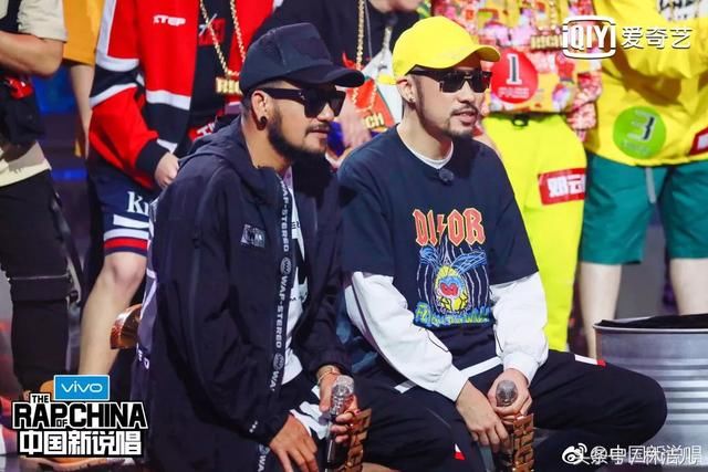 《中国新说唱》扑街了？可吴亦凡潘玮柏邓紫棋的造型skr到爆棚！