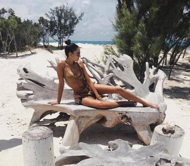 世界杯第一美女惊艳全球，身材简直了，网友:谁说外国人都长一样