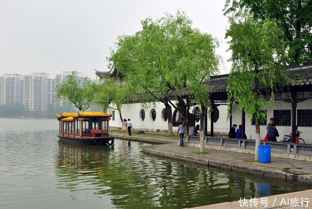 中国的3大网红城市，重庆首当其中，另外两个你能想到吗？