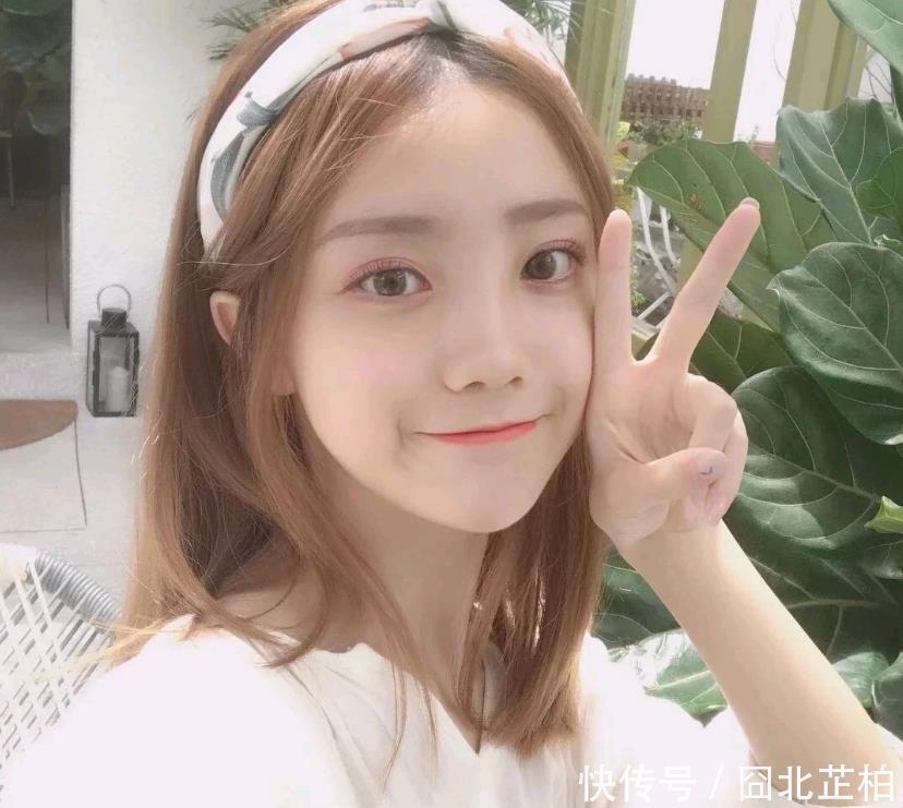  『睫毛』女孩子“越长越好看”，多半占有这3个特征，全占的绝对高颜值！