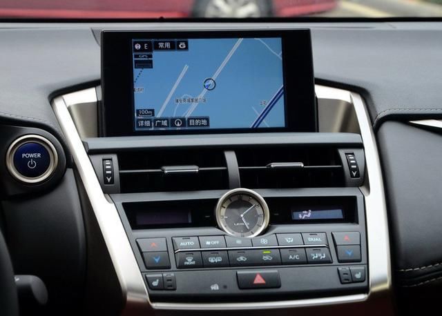  【车载导航】为什么很多司机开车时喜欢用手机导航，而不是车载