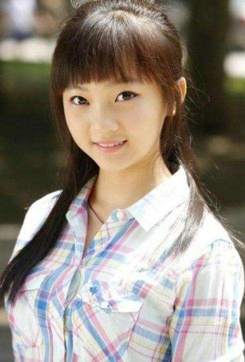 林妙可这一言难尽的衣品还有救吗?