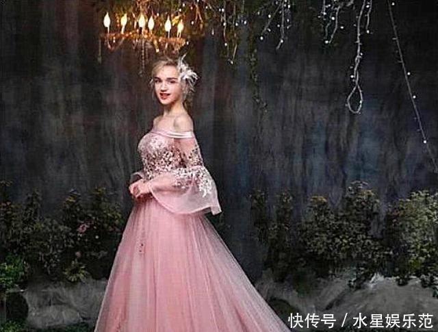 候颜值最高:你第一感觉最想穿哪件公主裙?测测你在哪个年龄段颜值最高?
