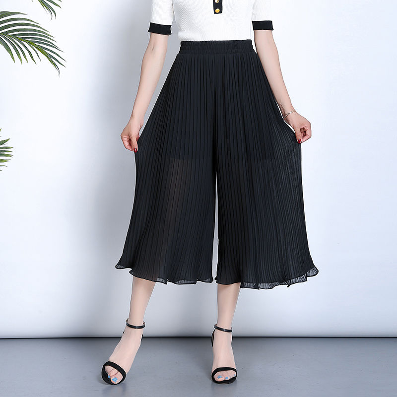 裙子裤子，傻傻分不清?今年流行的“裤裙”太时尚，回头率爆满