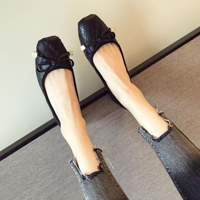 厉害了!今年超流行的妈妈鞋，款款柔软又洋气，还特养脚呢