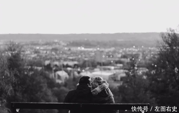 「摄影师」对摄影师而言,摒弃色彩会让视觉效果更加纯粹