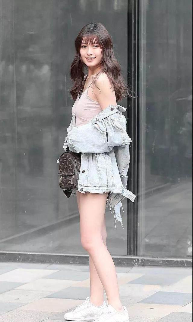 街拍：图1御姐范十足，图3淑女型的，图4才是我心中的女神