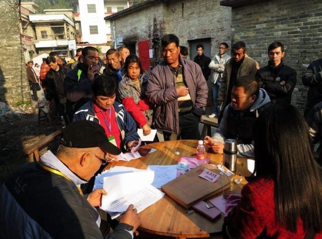  [四类人]这四类人在农村，往往备受尊崇，看看你是否身在其中