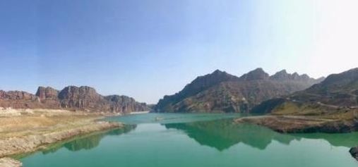 穿越天山不仅有独库公路，一般人不知道的S101线百里丹霞景奇绝