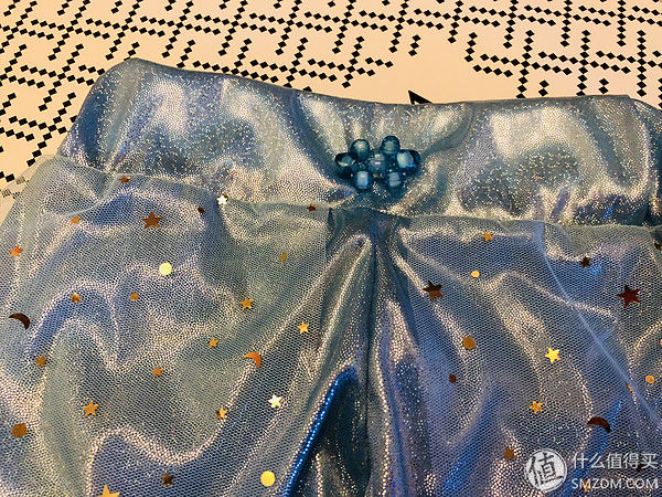 COPY尽量不走样 篇一:1.1 我就是觉得好玩，给她从头到脚COS了一