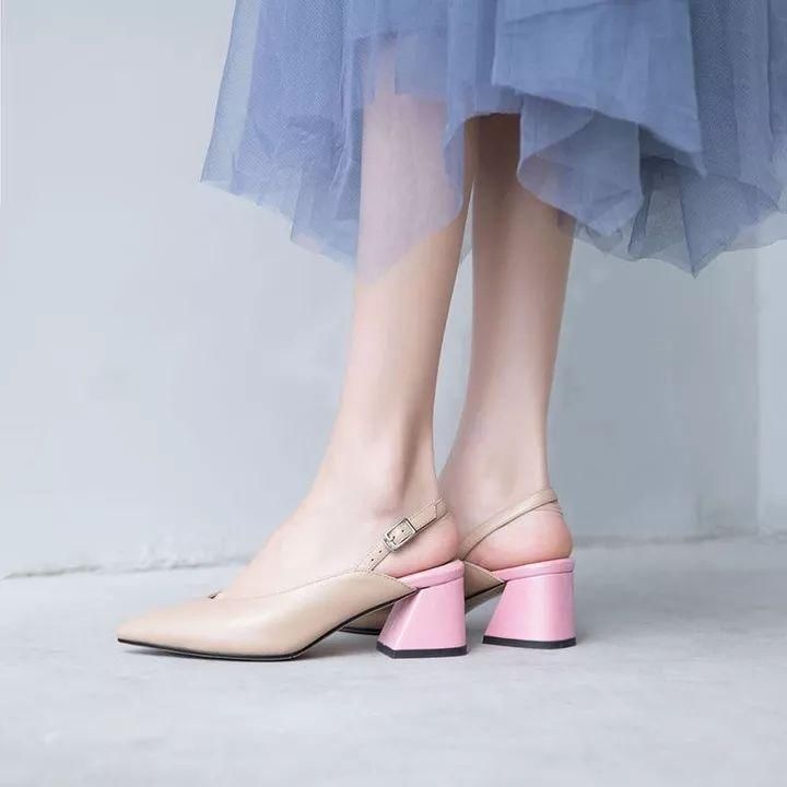 时髦办 | 我的大长腿，是尖头深V穆勒鞋宠出来的!